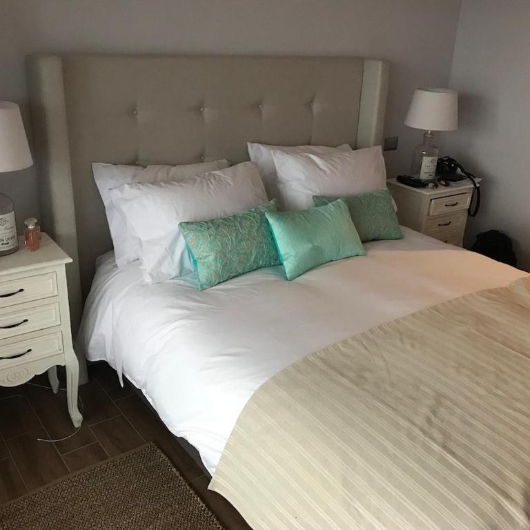 Departamento en Pucón Orilla Lago - Three-Bedroom Apartment - 7