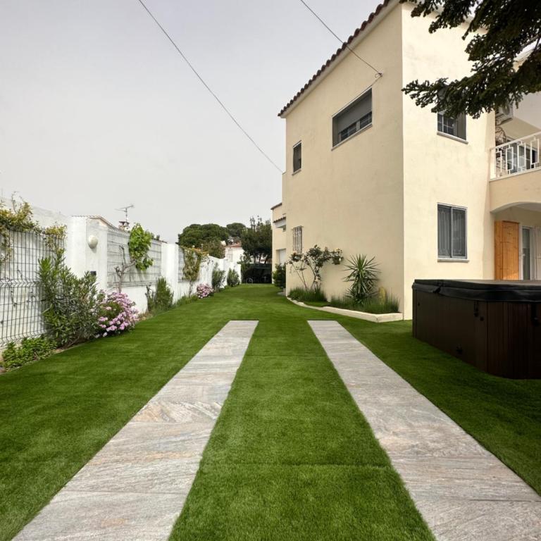 REQUESENS Playa - Apartamento con balcón - 8