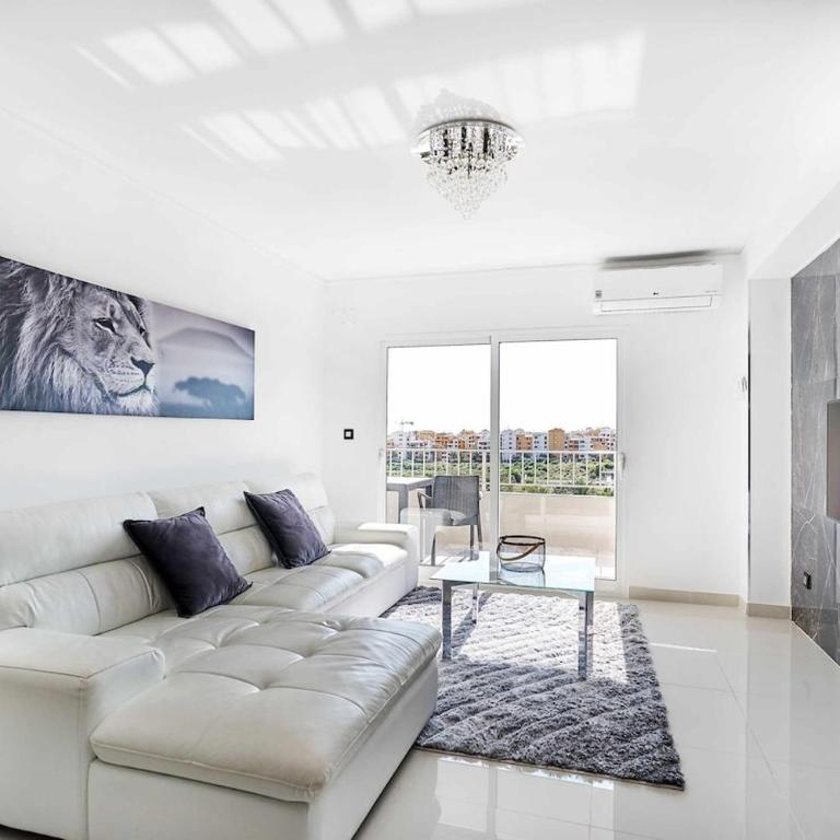 Espanhouse Pauline - Three-Bedroom Apartment - 11