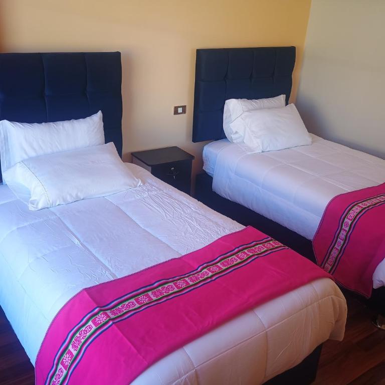 Luquina homestay - Standard Twin Room with Mountain View - 4