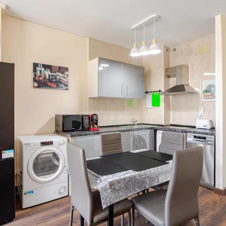 Apartamento con Piscina cerca de Playa de Fenals - Apartamento de 1 dormitorio - 13