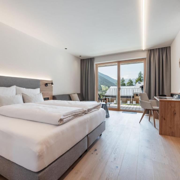 Hotel Traube - Deluxe Doppelzimmer mit Balkon - 2