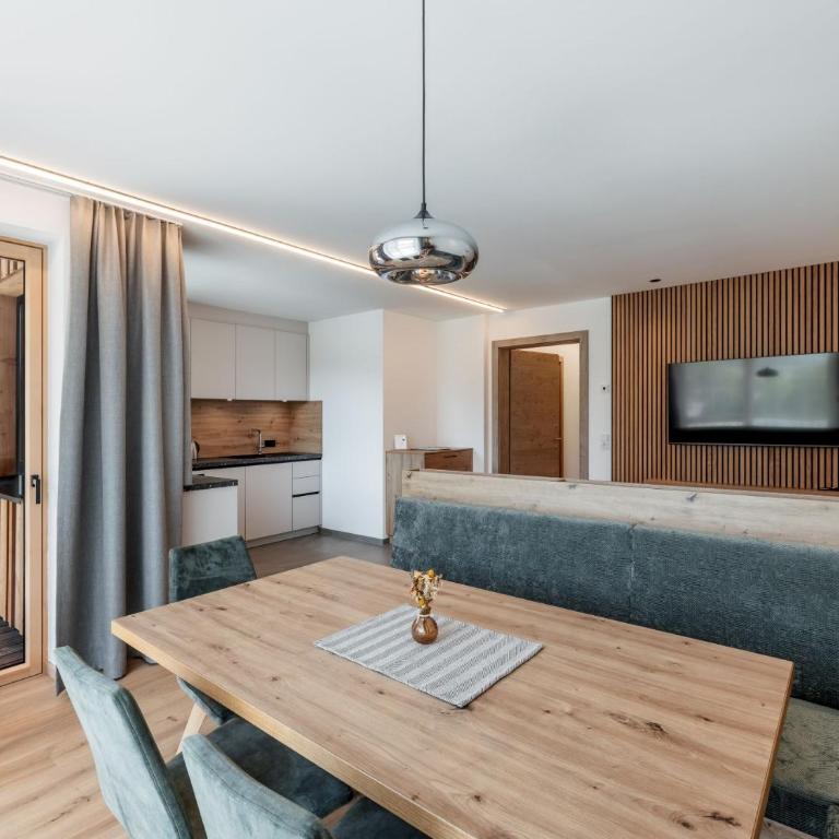Hotel Traube - Apartment mit 2 Schlafzimmern und Balkon - 4