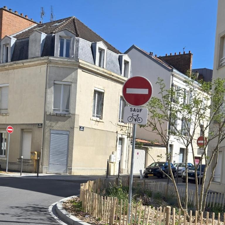Studio cosy proche centre-ville - Apartment mit 1 Schlafzimmer - 10