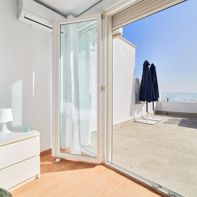 Sol y Mar Carvajal Apartamento - One-Bedroom Apartment - 10