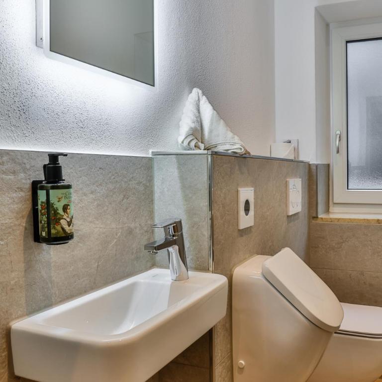 Ferienwohnungen - Alpenhotel Fischer 4 Sterne - Adults Only - Two-Bedroom Apartment - 10