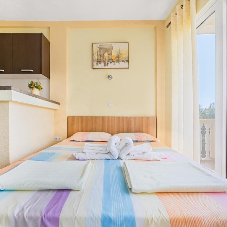 Apartment Dragicevic 5 with Garage - Apartman sa 1 Spavaćom Sobom - 2