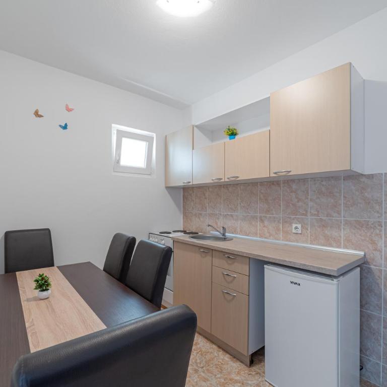 Apartment Dragicevic 2 with Garage - One-Bedroom Apartment - 5