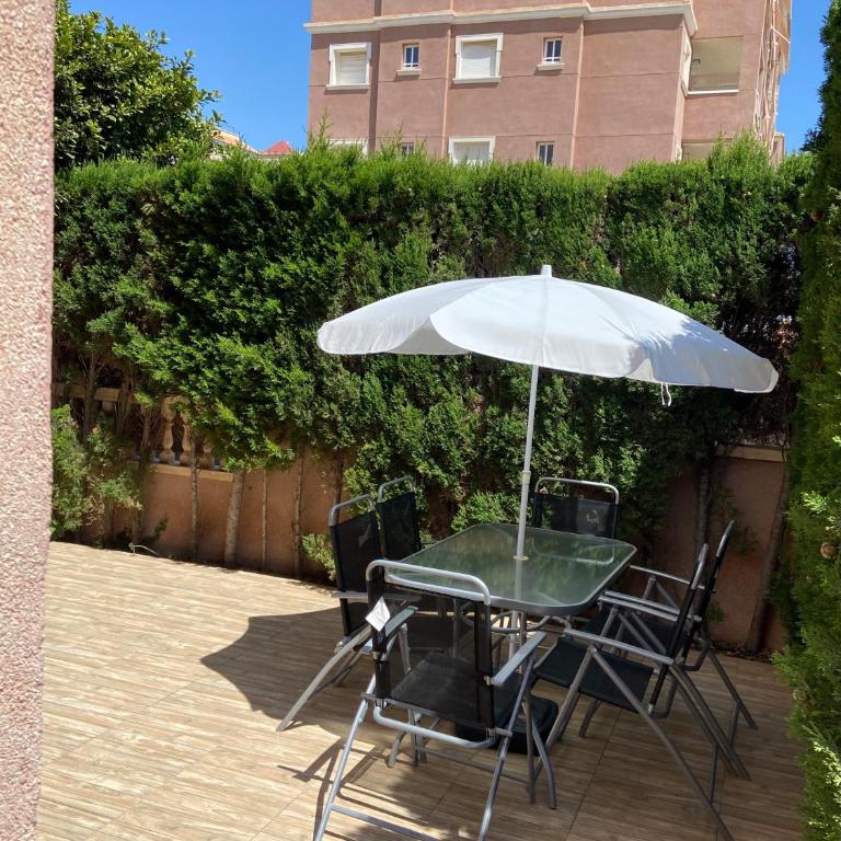 Apartamento familiar 3 habitaciones con piscina y parking - Playa a 5 min a pie - Aeropuerto Alicante a 10 min - Apartamento de 3 dormitorios - 26
