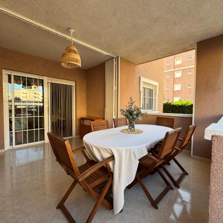 Apartamento familiar 3 habitaciones con piscina y parking - Playa a 5 min a pie - Aeropuerto Alicante a 10 min - Apartamento de 3 dormitorios - 22