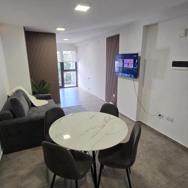 Dpto NVA CBA calle OBISPO TREJO con PILETA y QUINCHO - Apartamento de 1 dormitorio - 3