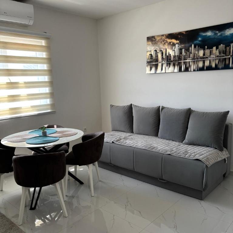 Vila Marina - One-Bedroom Apartment - 13