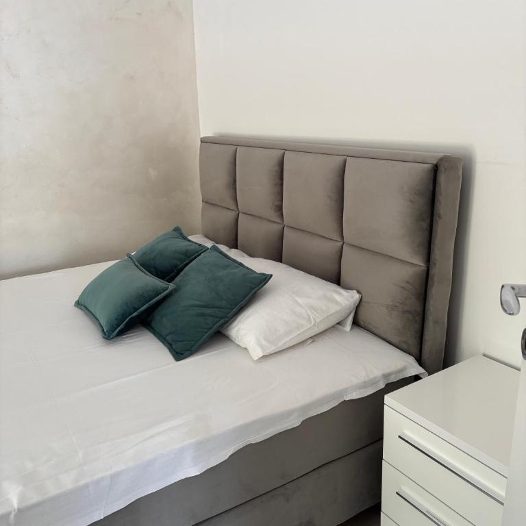 Vila Marina - One-Bedroom Apartment - 6