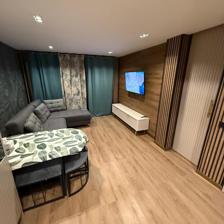 Salou Vars Rafayel - One-Bedroom Apartment - 8