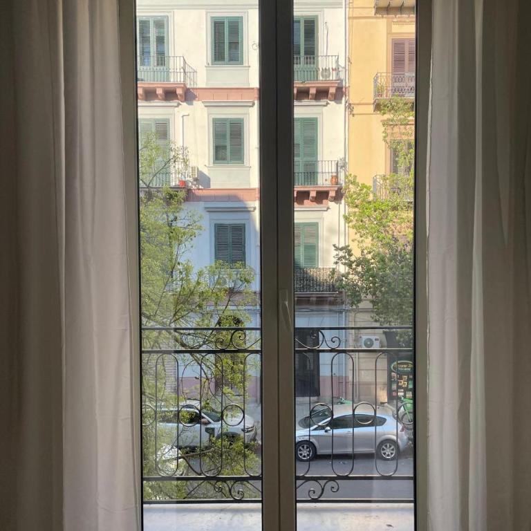 Dimora Normanna - One-Bedroom Apartment with City View - 1