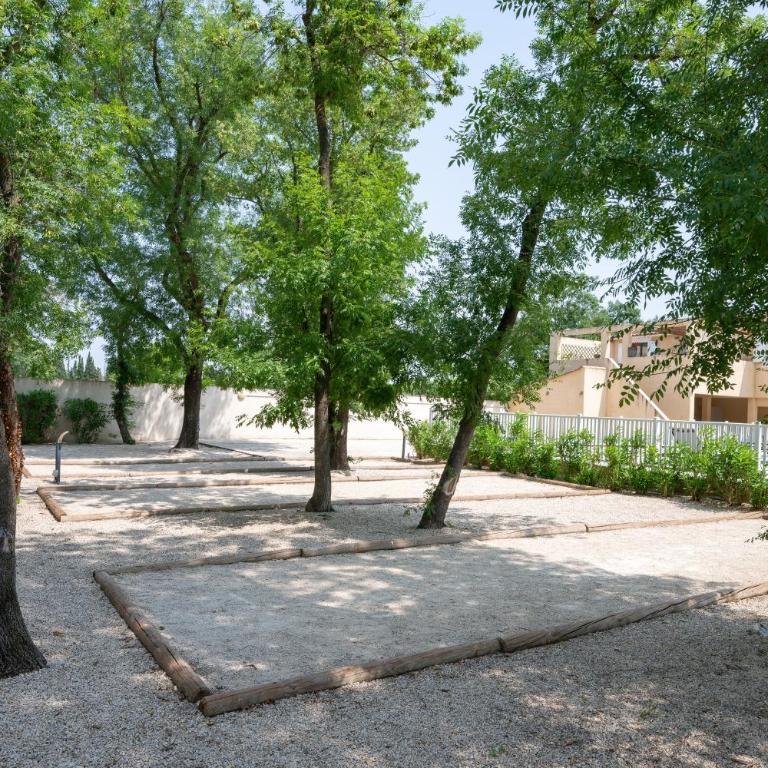Superbe bastidon à Saint Rémy de Provence - Maison 1 Chambre - 12