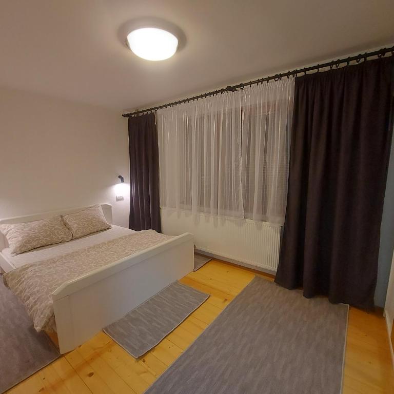 Apartmani" Irina 2" Pale - Two-Bedroom Apartment with Balcony - 13