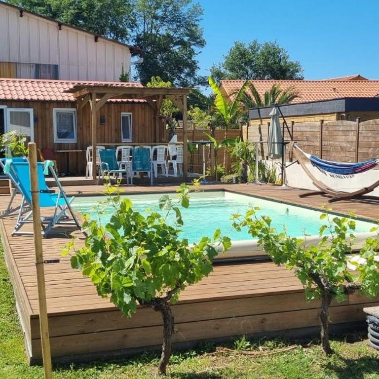 Chalet de jardin, piscine - Chalet mit 2 Schlafzimmern - 1