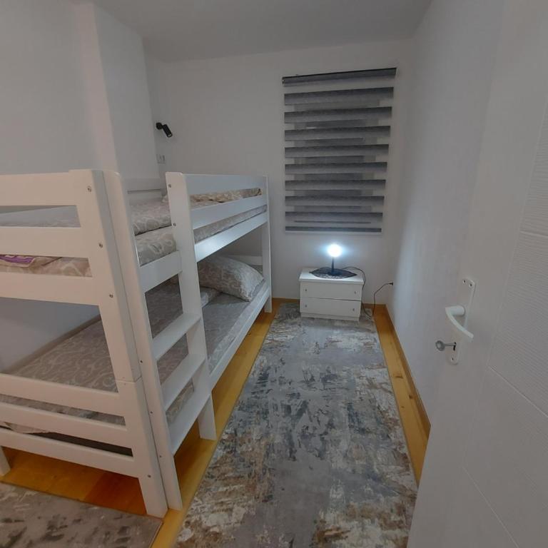 Apartmani" Irina 2" Pale - Two-Bedroom Apartment with Balcony - 10