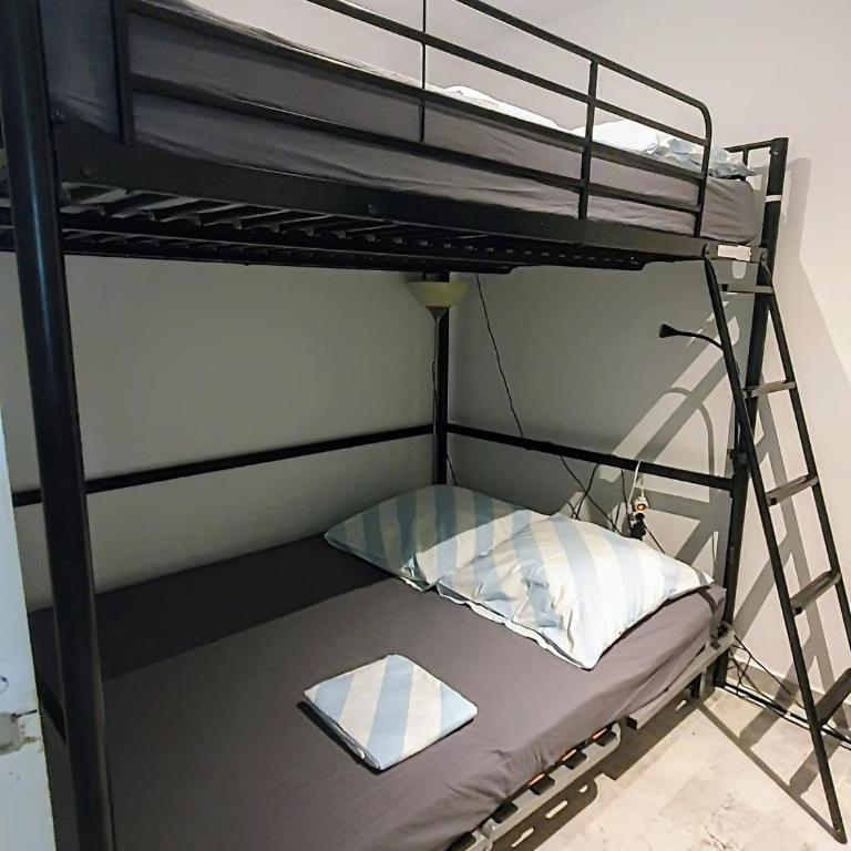 3P Mas de Tanit au calme avec piscine - Two-Bedroom Deluxe Apartment with Garden View - 5