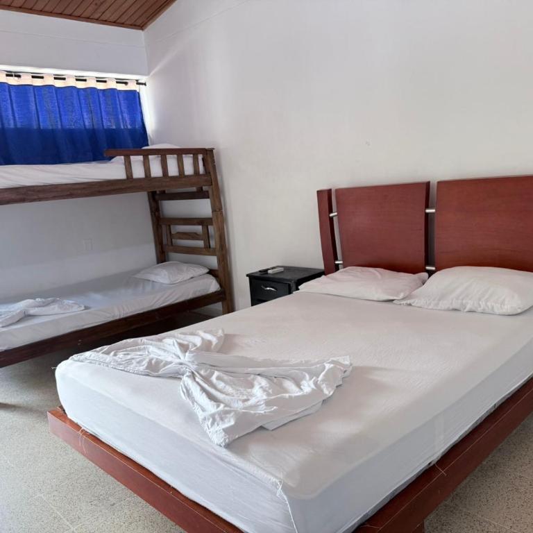 Hotel Mi Tierra Gaira Santa Marta - Habitación cuádruple - 5