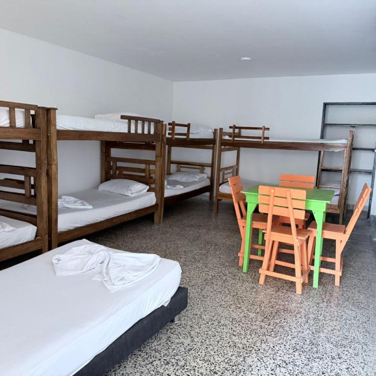 Hotel Mi Tierra Gaira Santa Marta - Habitación Familiar - 5