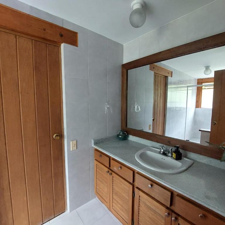 Casa de Campo, La Suiza in La Ceja, Antioquia - Casa de 5 dormitorios - 32