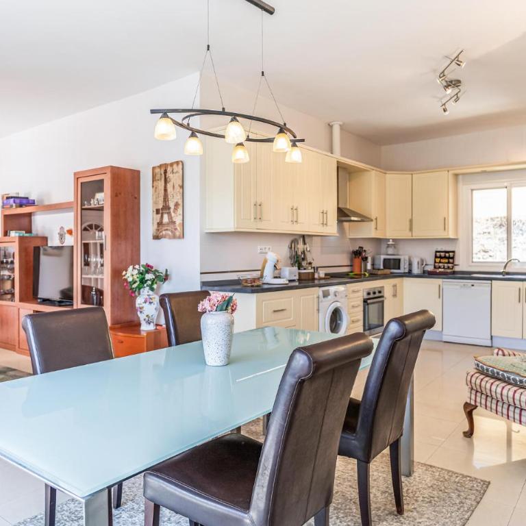 Lovely Home In Torrox - Casa Vacacional de 3 dormitorios - 4