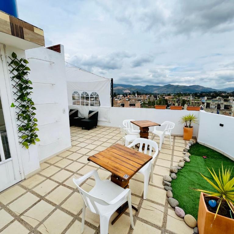 Hospedaje Edificio Alejandria - Apartamento de 2 dormitorios con vistas a la ciudad - 4