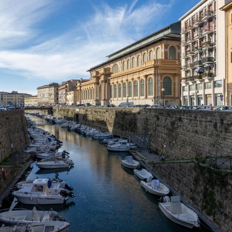 Vacanze Cisternone Livorno centro - Triple Room with Balcony - 37