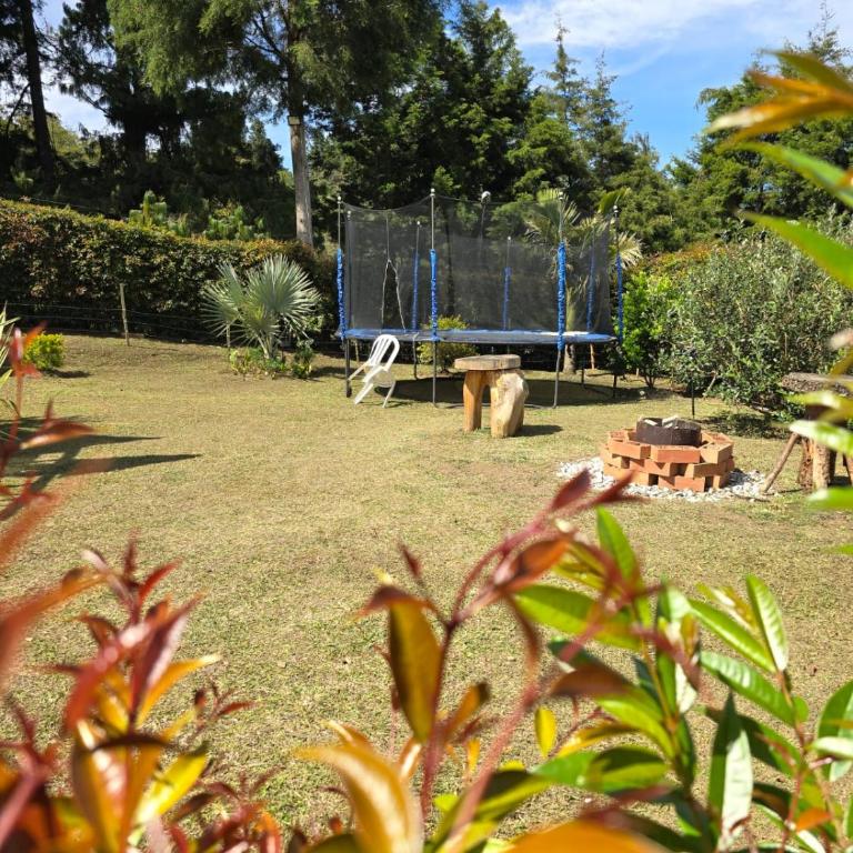La encantadora - Family Room with Mountain View - 1
