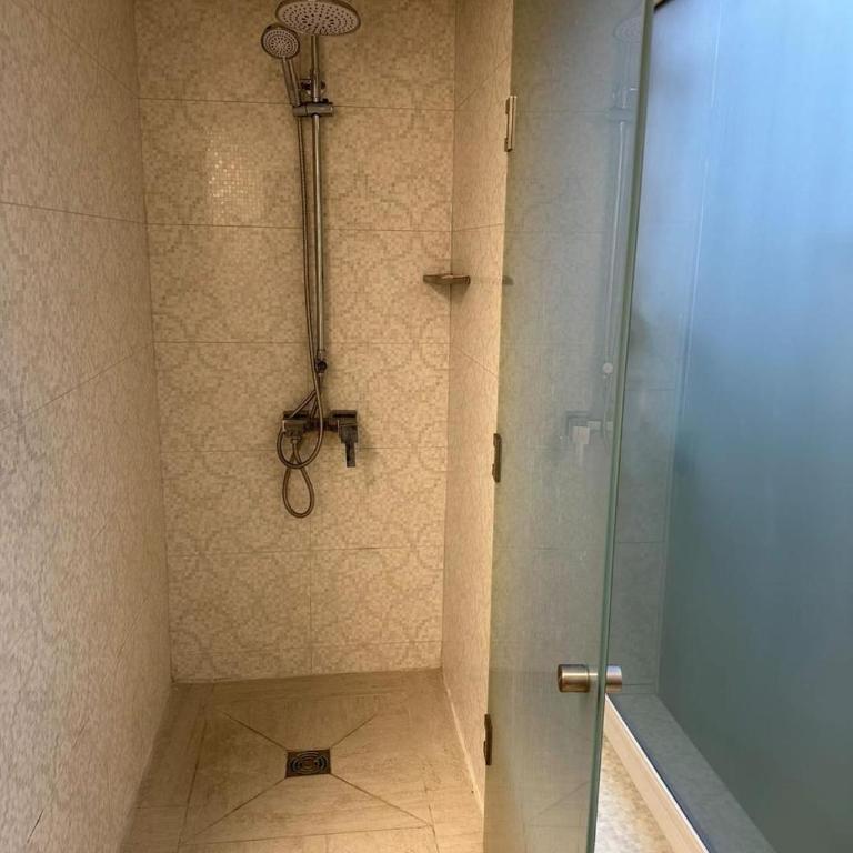 Providencia, GRANDE con patio y terraza, estacionamiento y sauna - Apartamento de 2 dormitorios con vistas al jardín - 9