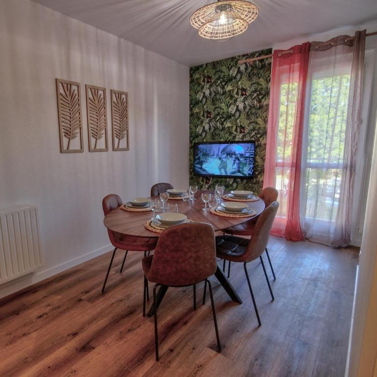 Terracotta Suite T6 - Idéal entreprises & familles - Apartment - 2