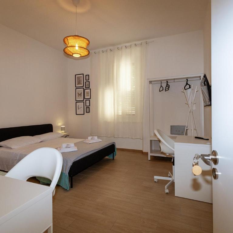 Vacanze Cisternone Livorno centro - Triple Room with Private Bathroom - 6