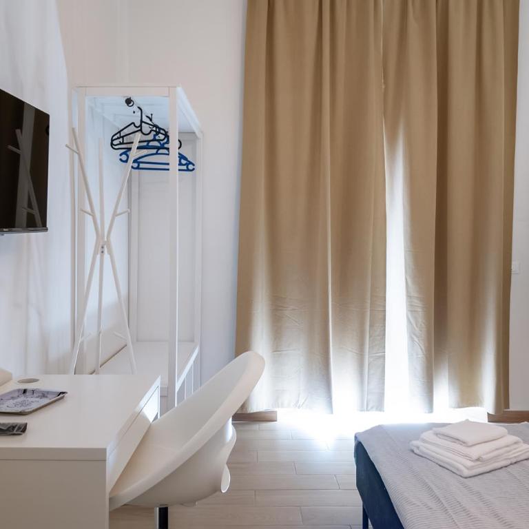 Vacanze Cisternone Livorno centro - Triple Room with Balcony - 3