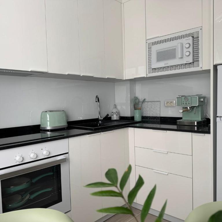 Céntrico apartamento en Playa Los Cristianos - Tenerife Sur - Apartamento de 1 dormitorio - 4