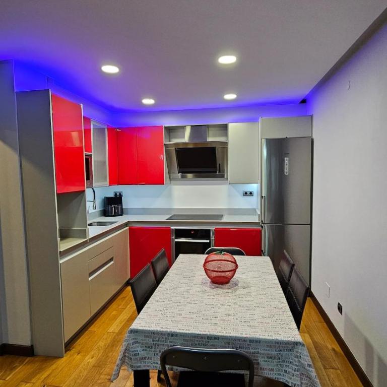 Gijon Playa Poniente con Parking incluido - Apartamento de 3 dormitorios con vistas - 26