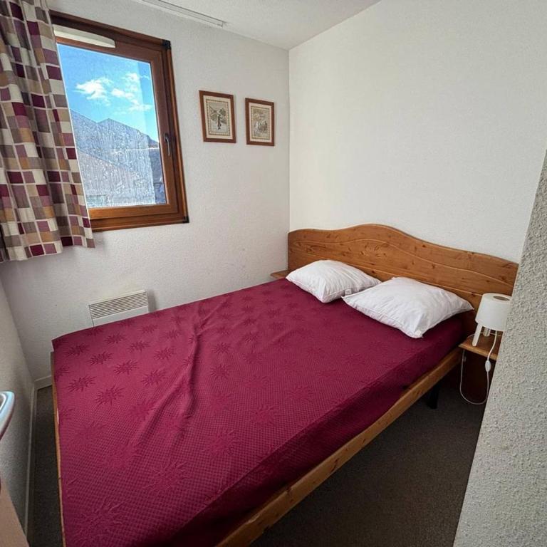 Appartement lumineux 3 pièces avec balcon et parking - Appartement 2 Chambres - 5