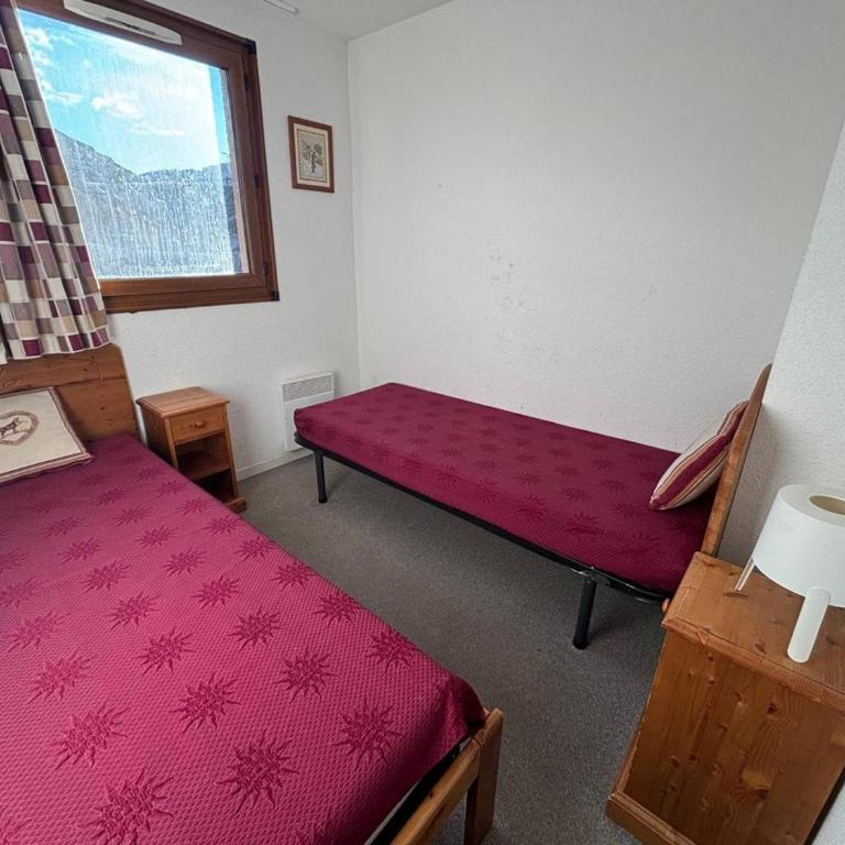 Appartement lumineux 3 pièces avec balcon et parking - Appartement 2 Chambres - 7
