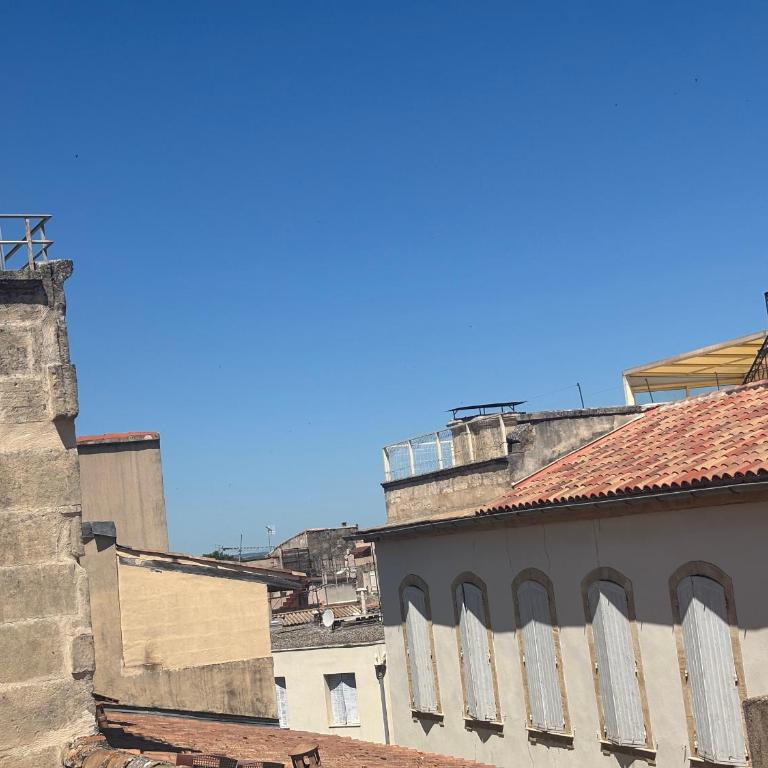 ARLES: Duplex Chic Centre - Clim & Vue Imprenable - FR-1-765-29 - Apartment - 4