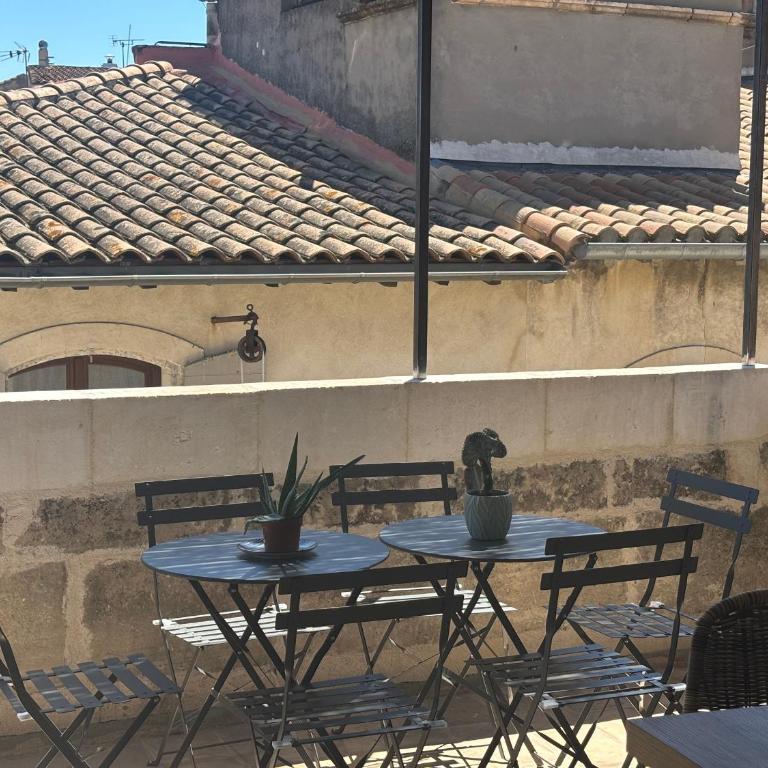 ARLES: Duplex Chic Centre - Clim & Vue Imprenable - FR-1-765-29 - Apartment - 6