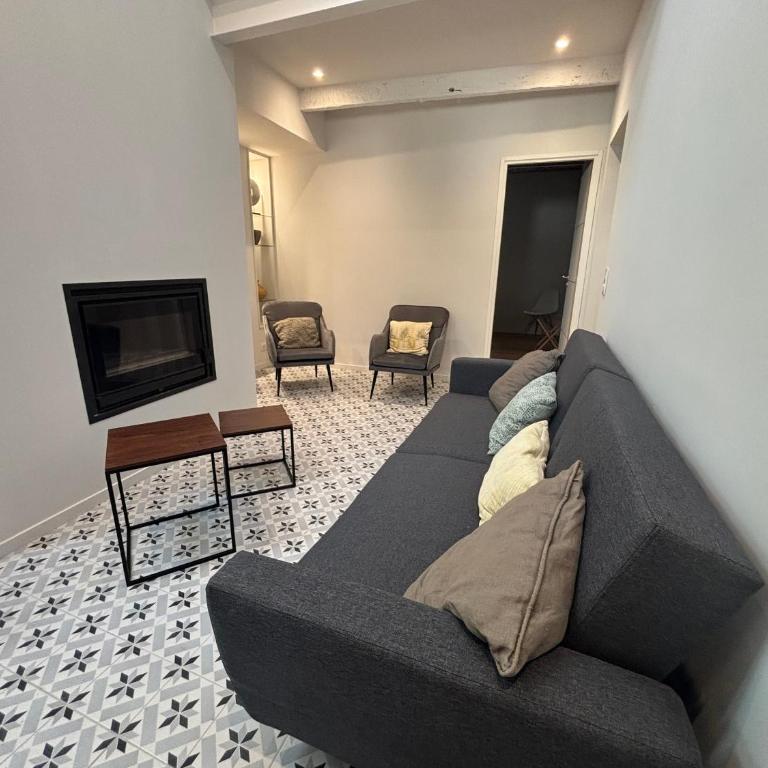 ARLES: Duplex Chic Centre - Clim & Vue Imprenable - FR-1-765-29 - Apartment - 12