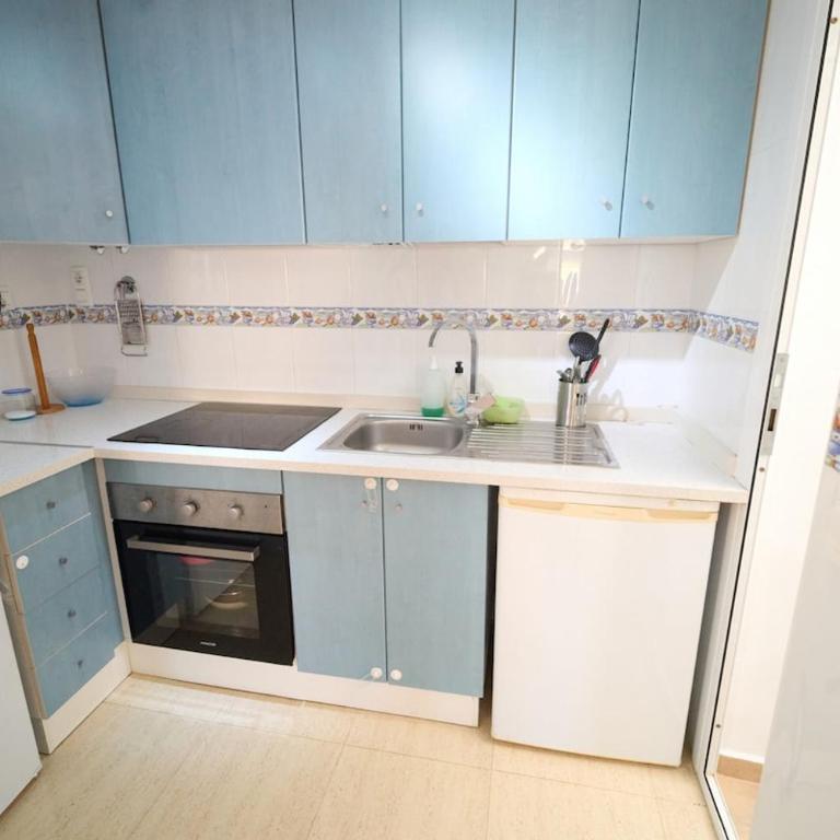 Soleado adosado esquinero - Three-Bedroom House - 18