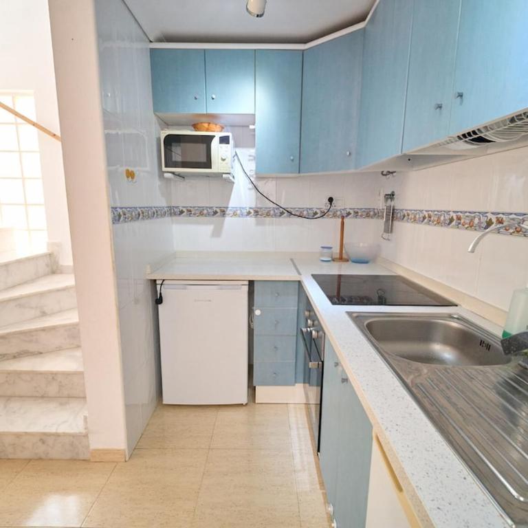 Soleado adosado esquinero - Three-Bedroom House - 19