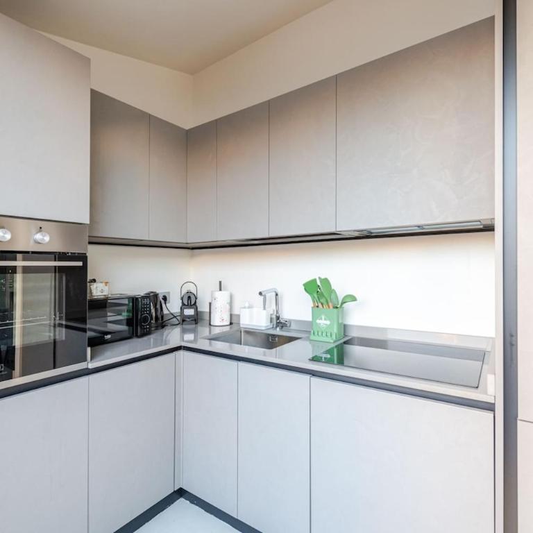 Luxury Elegant Penthouse 3 Bedrooms, 2 Bathrooms - Appartamento - 23