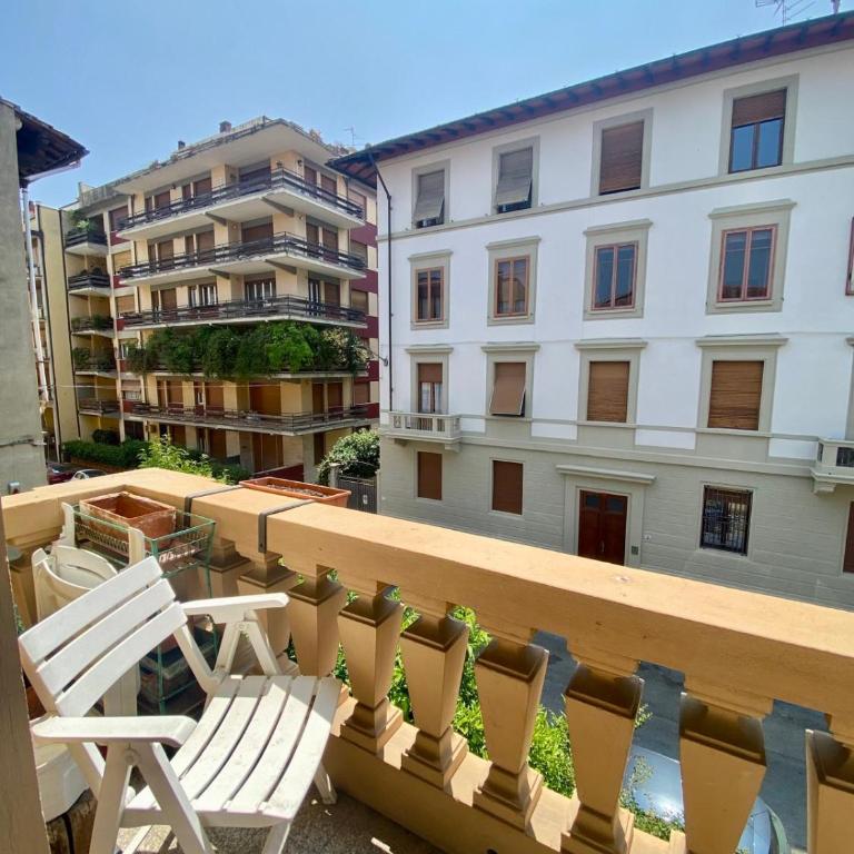 Florence Easy Stay, Oberdan Apartment - Appartamento con 3 Camere da Letto - 1