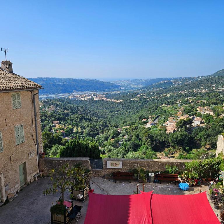 Grande maison de village proche Nice - Maison 3 Chambres - 1