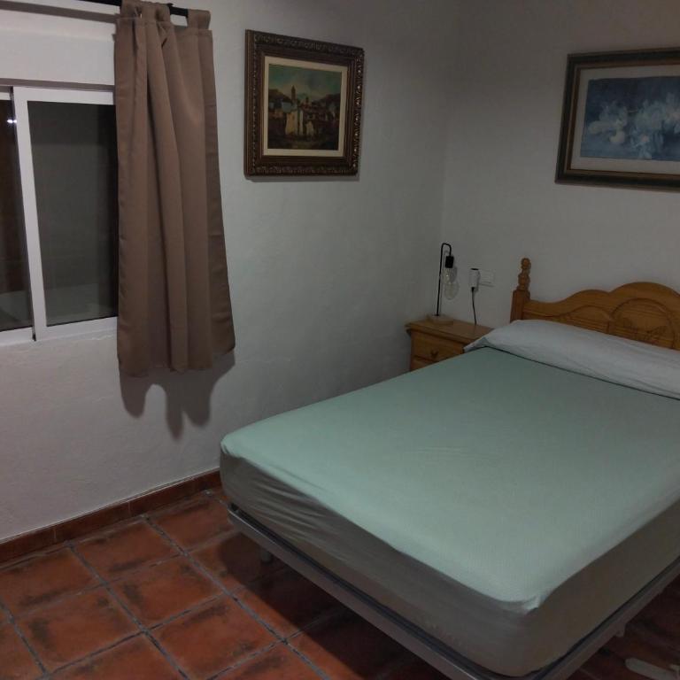 Casa Las Moscas - Three-Bedroom House - 3