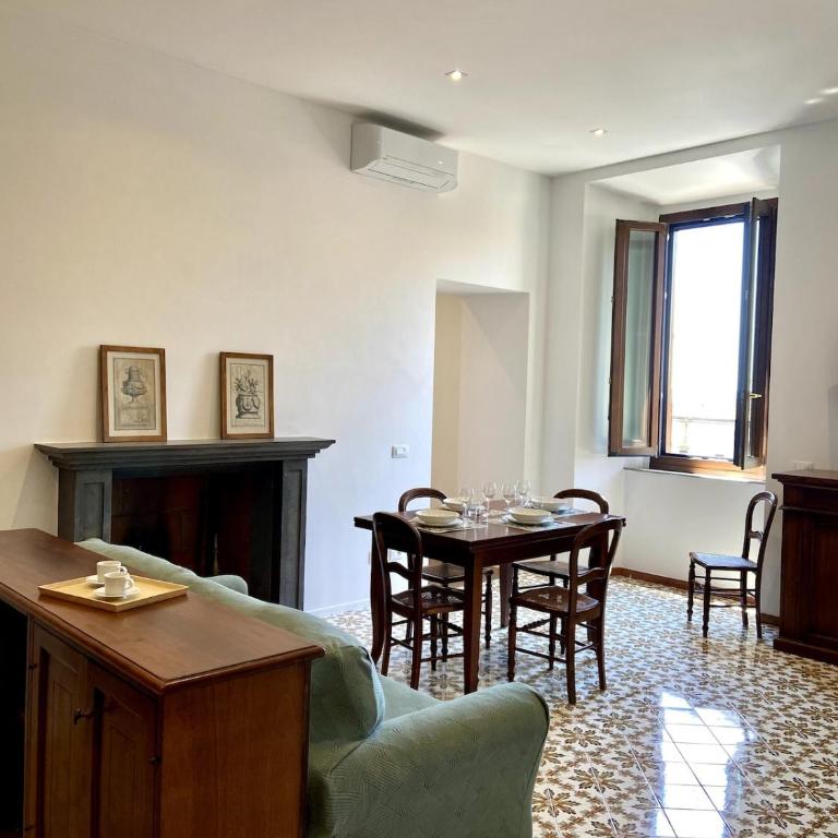 Palazzo Menichetti Suites - Apartment mit 2 Schlafzimmern und Stadtblick - 3
