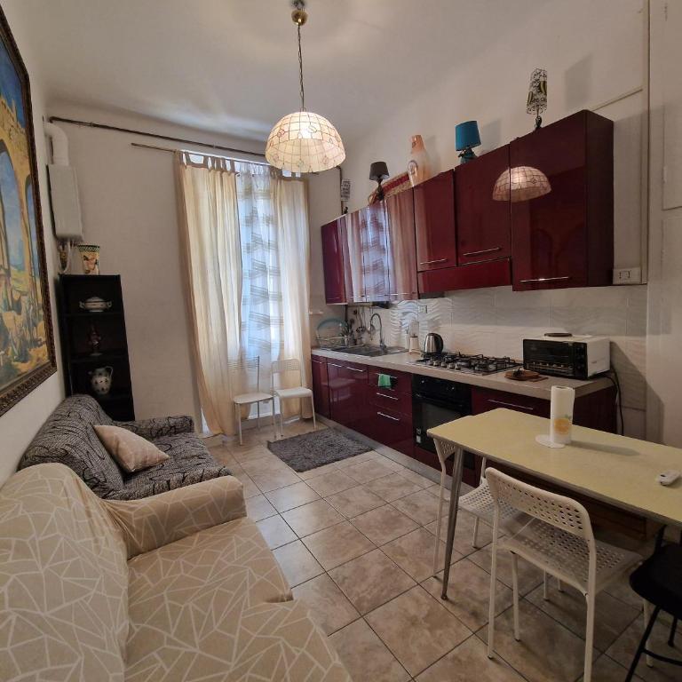 House in the city center-Casa nel centro della città - Appartamento con Vista e Balcone - 10